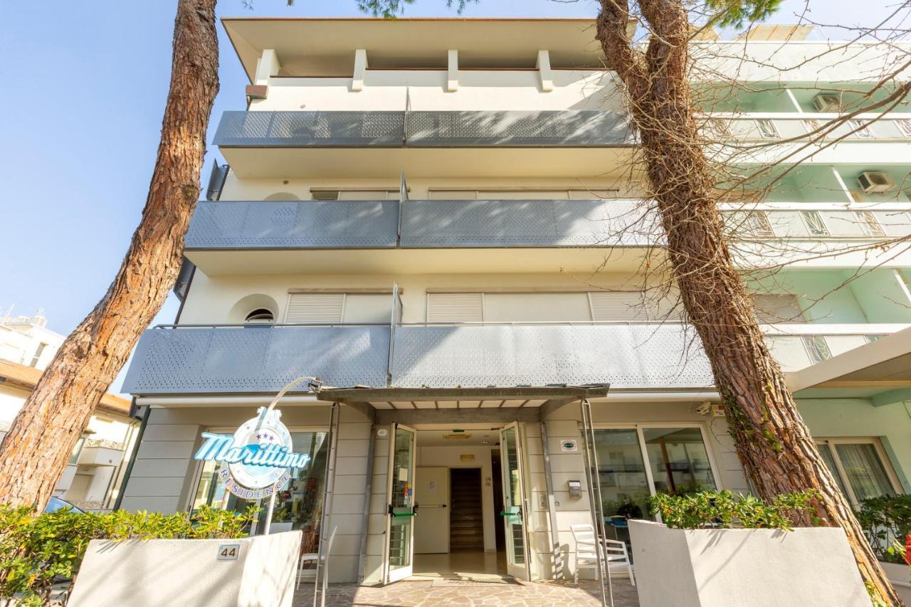 Residence Marittimo Riccione Bagian luar foto