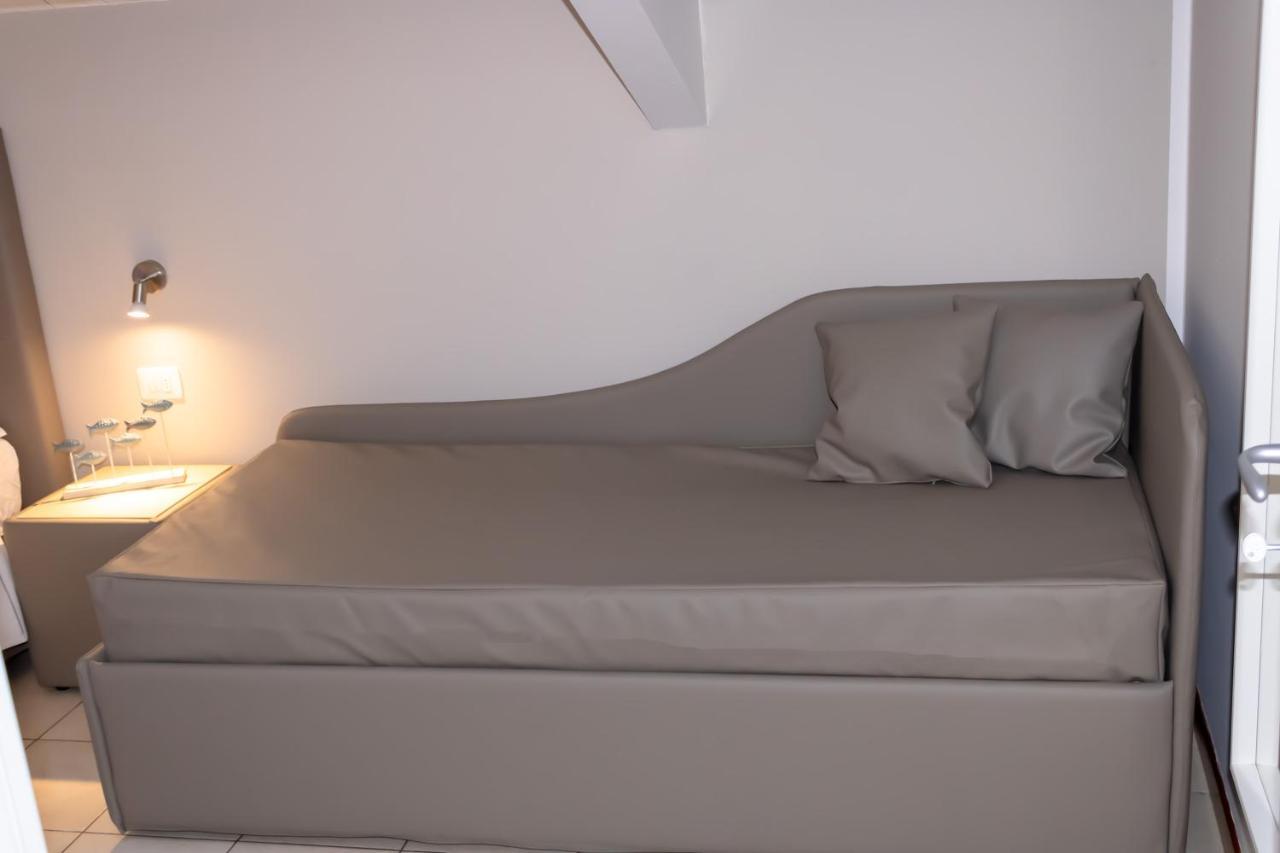 Residence Marittimo Riccione Bagian luar foto