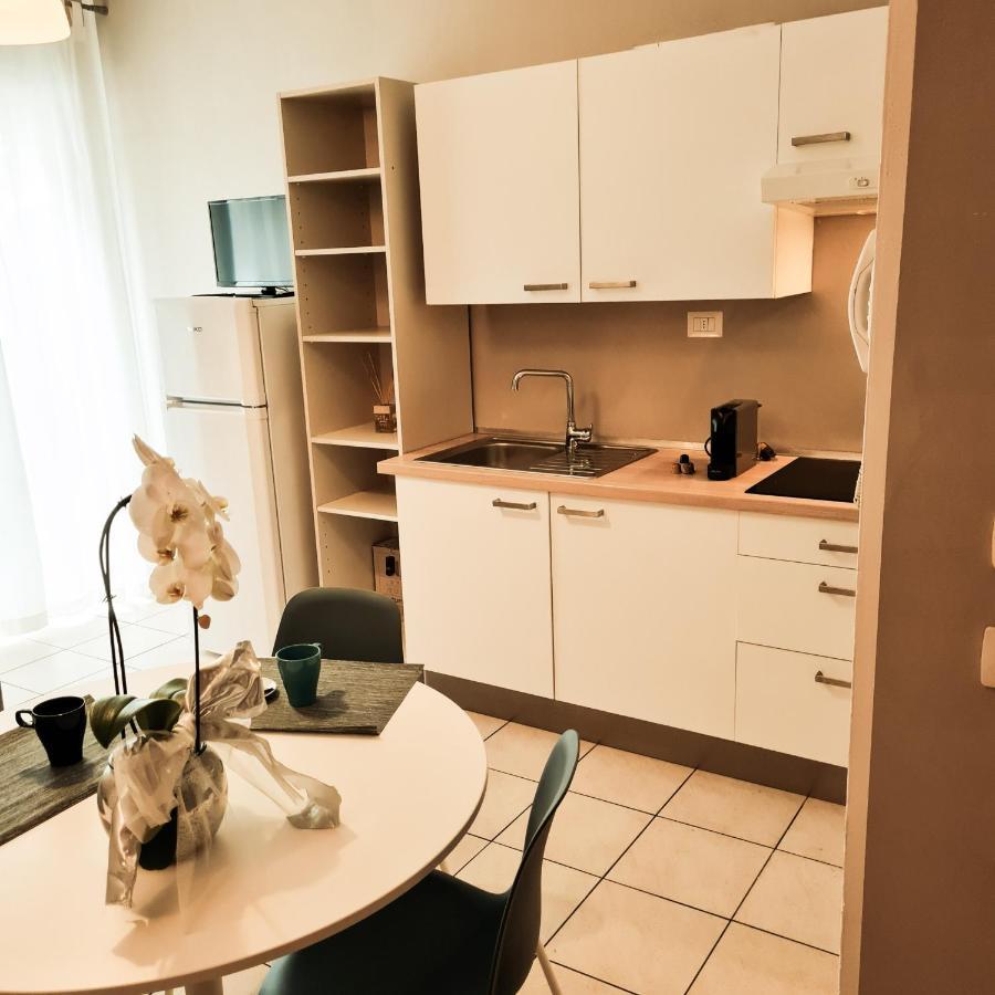Residence Marittimo Riccione Bagian luar foto