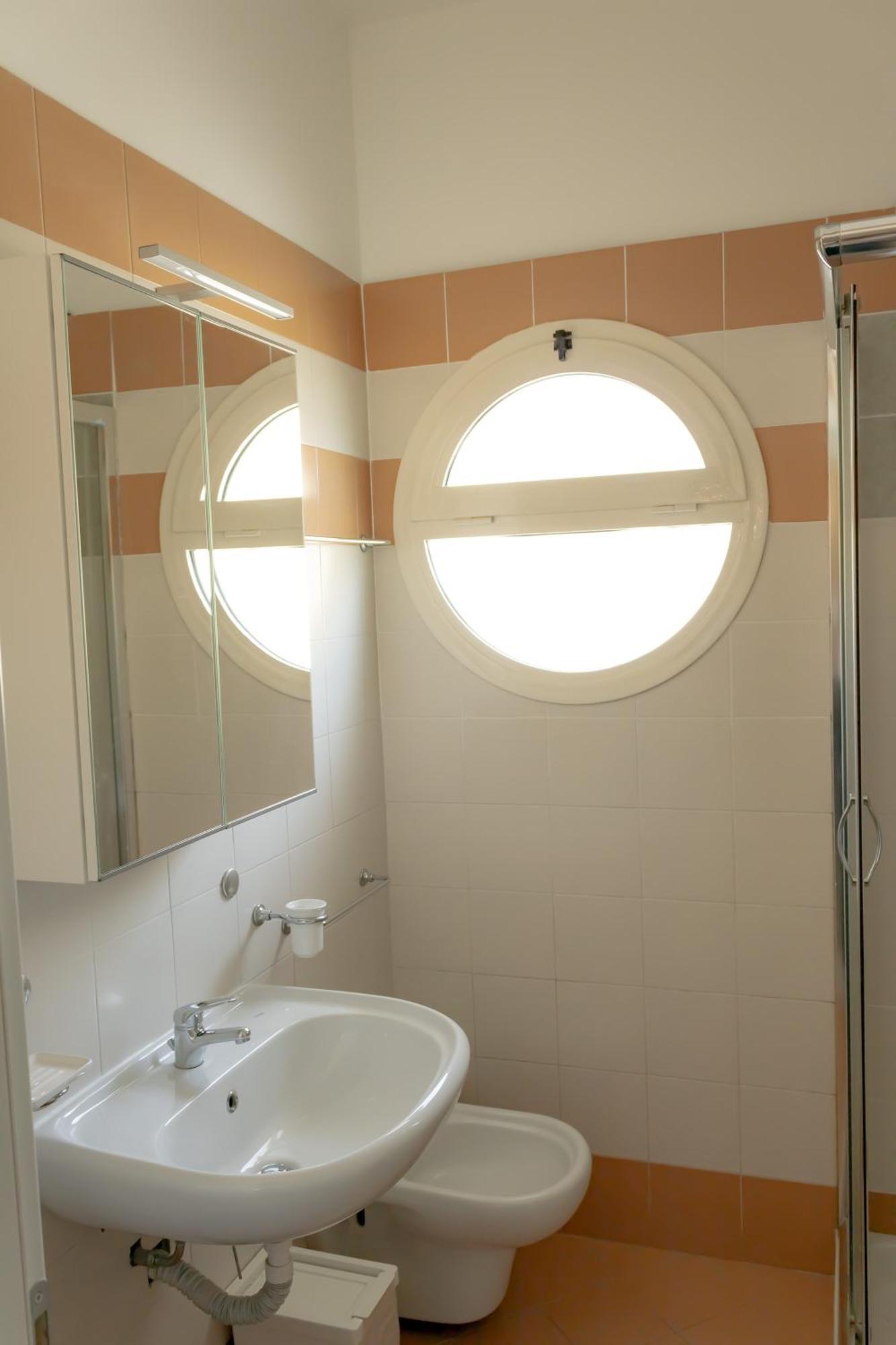 Residence Marittimo Riccione Bagian luar foto