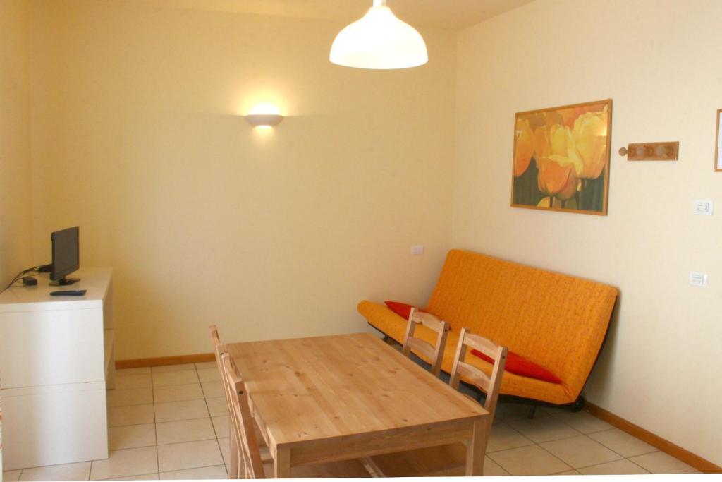 Residence Marittimo Riccione Bagian luar foto