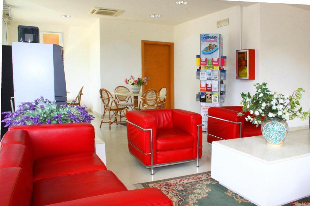 Residence Marittimo Riccione Bagian luar foto